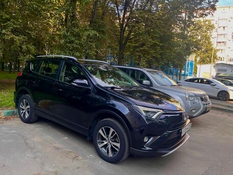2015 Toyota RAV4 IV (XA40) Рестайлинг, чёрный, 2050000 рублей, вид 2