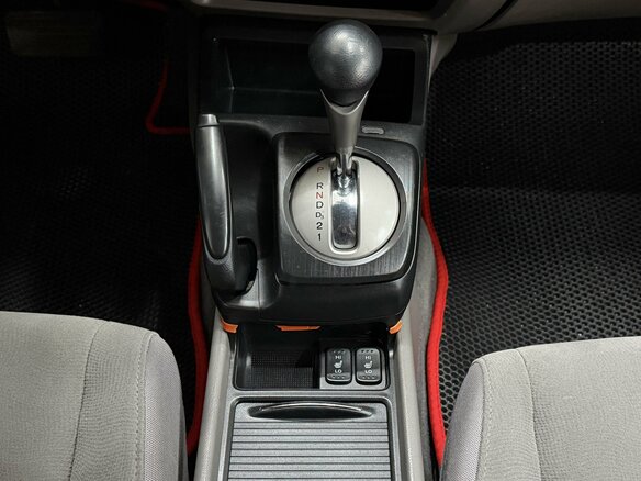 2006 Honda Civic VIII, красный - вид 9