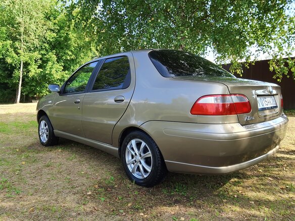 2009 Fiat Albea I Рестайлинг, коричневый, 499000 рублей - вид 3