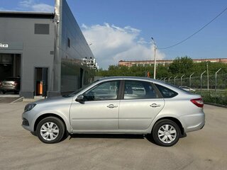 2026 Lada (ВАЗ) Granta I Рестайлинг, серебристый, 1151000 рублей, вид 4