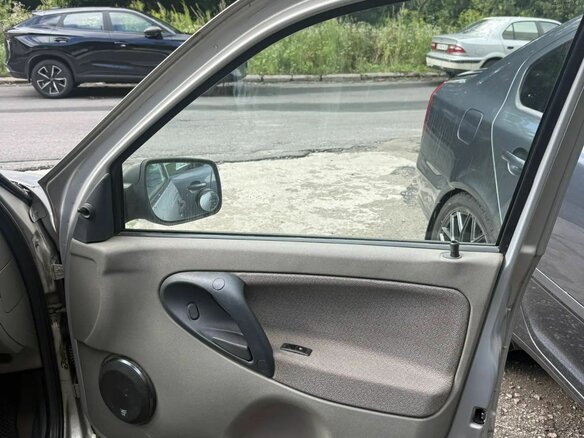 2010 Lada (ВАЗ) Kalina I, серебристый, 220000 рублей - вид 7