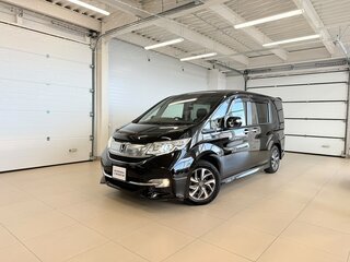 2016 Honda Stepwgn V, чёрный, 1749000 рублей, вид 1