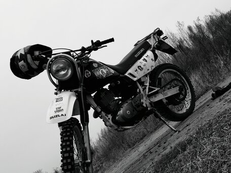 1998 Suzuki Djebel 200, синий, 200000 рублей, вид 1