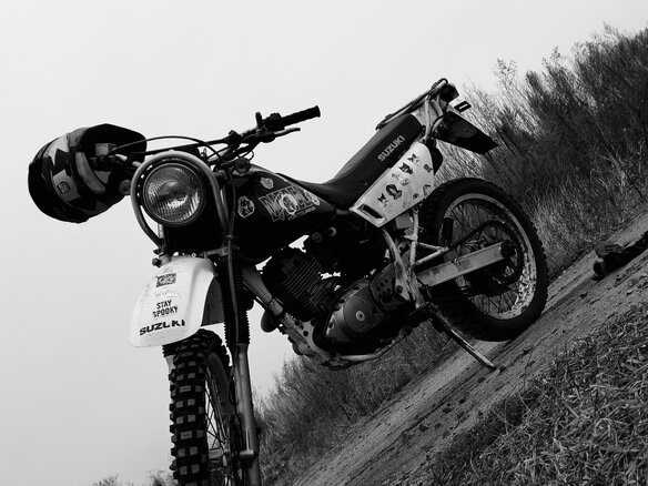 1998 Suzuki Djebel 200, синий, 200000 рублей