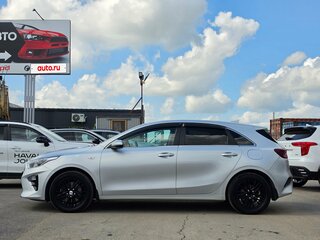 2018 Kia Ceed III, серебристый, 1200000 рублей, вид 2