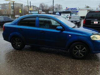 2010 Chevrolet Aveo I Рестайлинг, синий, 320000 рублей, вид 3