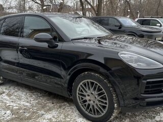 2019 Porsche Cayenne III, чёрный, 5350000 рублей, вид 1