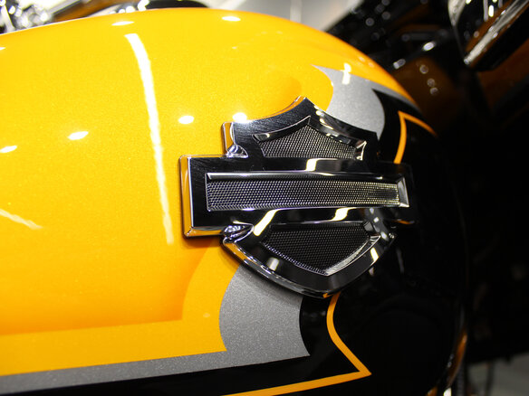 2022 Harley-Davidson CVO Road Glide, жёлтый, 5364828 рублей - вид 13