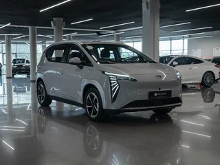 2025 Aion Y Plus 49.75 kWh, серый, 3100000 рублей, вид 2