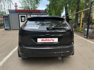2011 Ford Focus II Рестайлинг, чёрный, 650000 рублей, вид 4