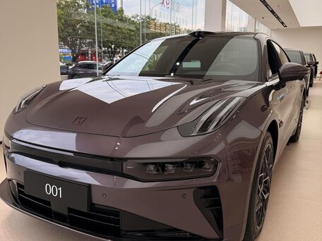 2026 Zeekr 001 103 kWh I Рестайлинг 2, пурпурный, 11520000 рублей, вид 1