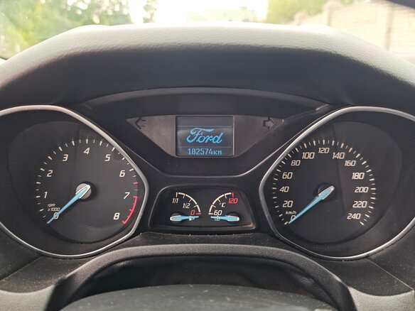 2012 Ford Focus III, коричневый - вид 16