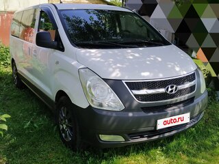 2011 Hyundai H-1 II, белый, 1450000 рублей, вид 2