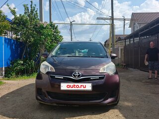 2011 Toyota Ractis II, пурпурный, 760000 рублей, вид 3