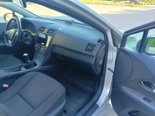 2009 Toyota Avensis III, серебристый, 850000 рублей, вид 5