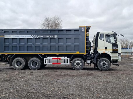 2025 FAW J6 CA3310, белый, 9050000 рублей, вид 4