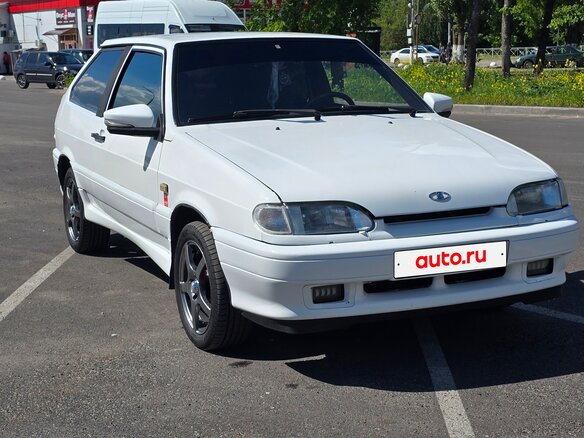 2011 Lada (ВАЗ) 2113, белый, 360000 рублей