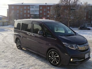 2016 Honda Stepwgn V, фиолетовый, 2000000 рублей, вид 3