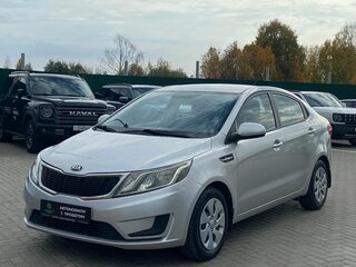 2014 Kia Rio III, серебристый, 950000 рублей, вид 1