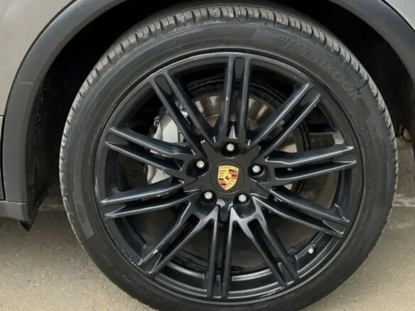 2010 Porsche Cayenne S II (958), серый, 1300000 рублей - вид 13