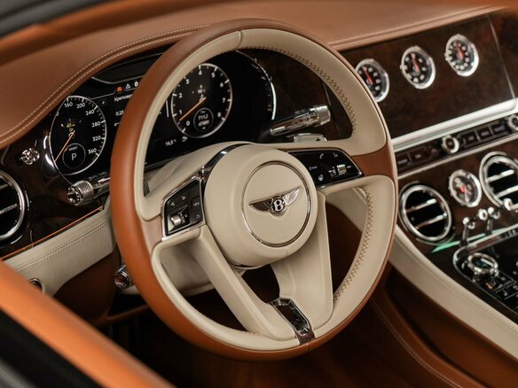 2020 Bentley Continental GT III, белый, 16600000 рублей - вид 13