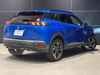 2022 Peugeot 2008 II, серебристый, 1280005 рублей, вид 4