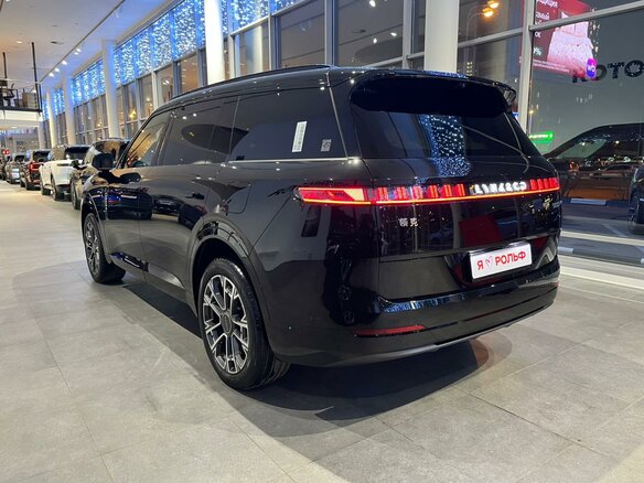 2026 Lynk & Co 900, чёрный, 8890000 рублей - вид 5