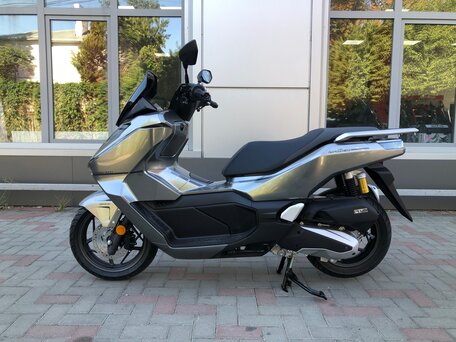 2026 Honda ADV150, серебристый, 400000 рублей, вид 1