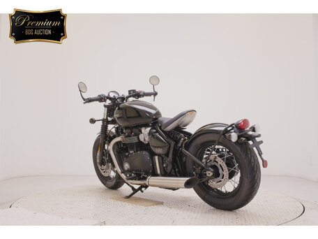 2025 Triumph Bonneville Bobber, чёрный, 1400000 рублей, вид 5