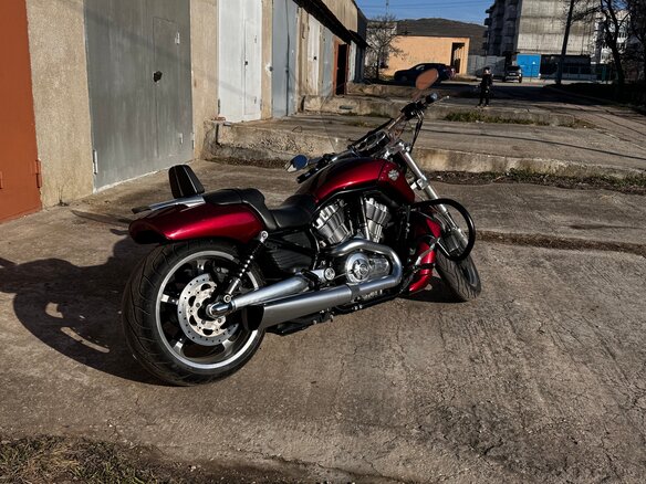 2009 Harley-Davidson V-Rod Muscle, красный, 1450000 рублей - вид 7