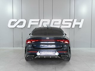 2021 Kia K5 III, синий, 2420000 рублей, вид 4