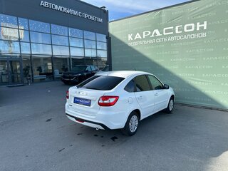 2021 Lada (ВАЗ) Granta I Рестайлинг, белый, 684000 рублей, вид 2