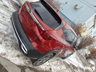 2021 Kia Seltos I, пурпурный, 1850000 рублей, вид 4