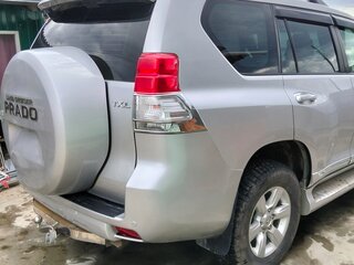 2011 Toyota Land Cruiser Prado 150 Series, серый, 2800000 рублей, вид 3