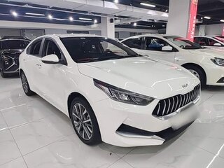 2023 Kia K3 II (China Market) Рестайлинг, белый, 1500000 рублей, вид 3