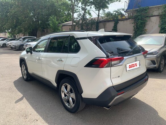 2019 Toyota RAV4 V (XA50), белый, 3500000 рублей - вид 6