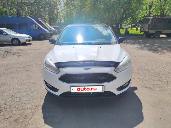 2015 Ford Focus III Рестайлинг, белый, 580000 рублей