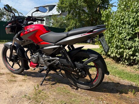 2024 Bajaj Pulsar 125, красный, 200000 рублей, вид 4