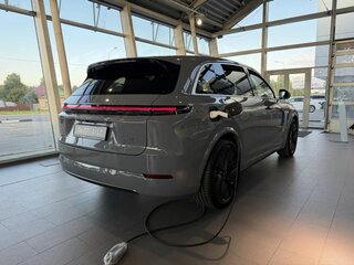 2025 Li Auto (Lixiang) L7 52.3 kWh I Рестайлинг, серый, 10690000 рублей, вид 5
