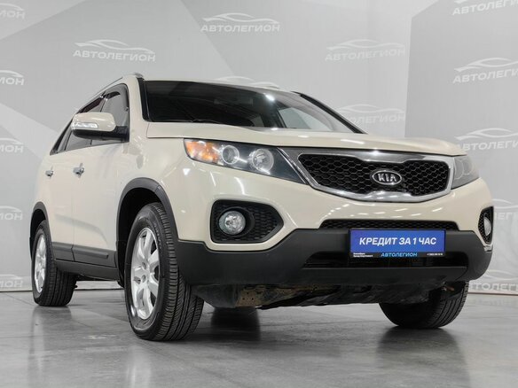 2009 Kia Sorento II, бежевый, 905000 рублей - вид 22