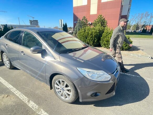 2014 Ford Focus III, серый, 750000 рублей - вид 3