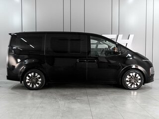 2023 Hyundai Staria I, чёрный, 4899000 рублей, вид 5