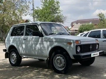 2014 Lada (ВАЗ) 2121 (4x4) I Рестайлинг, белый, 440000 рублей, вид 3