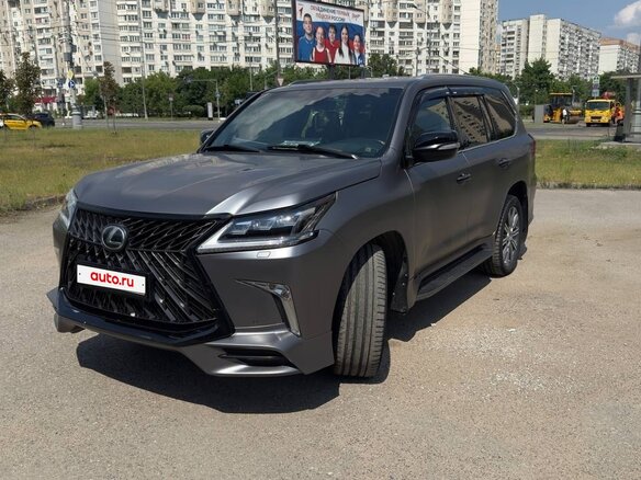 2016 Lexus LX 570 III Рестайлинг 2, серый, 6000000 рублей