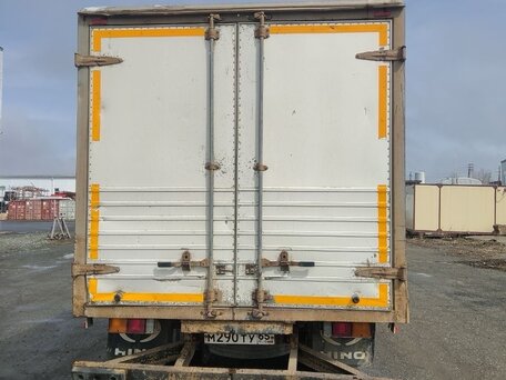 2010 Hino Series 300 (Dutro), белый, 1450000 рублей, вид 5