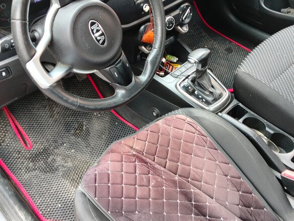 2018 Kia Rio IV, серый - вид 3