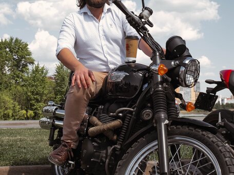 2011 Triumph Scrambler, чёрный, 599000 рублей, вид 2