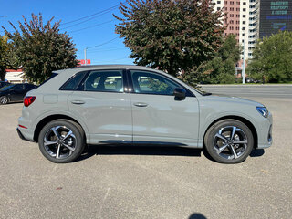 2026 Audi Q3 35 TFSI II (F3), серый, 4190000 рублей, вид 4