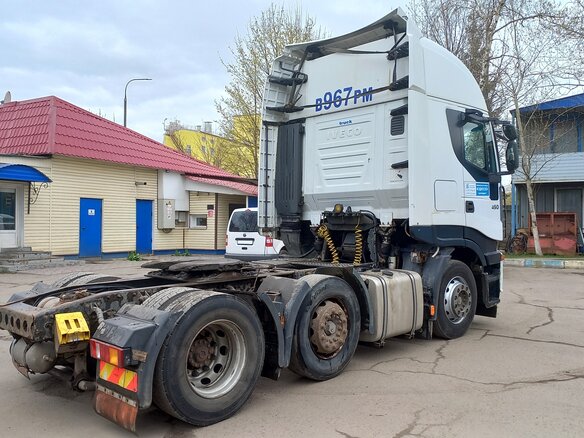 2007 Iveco Stralis, белый, 750000 рублей - вид 2