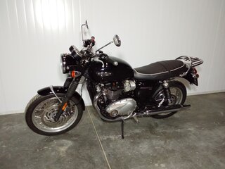 2022 Triumph Bonneville T120, чёрный, 979000 рублей, вид 5